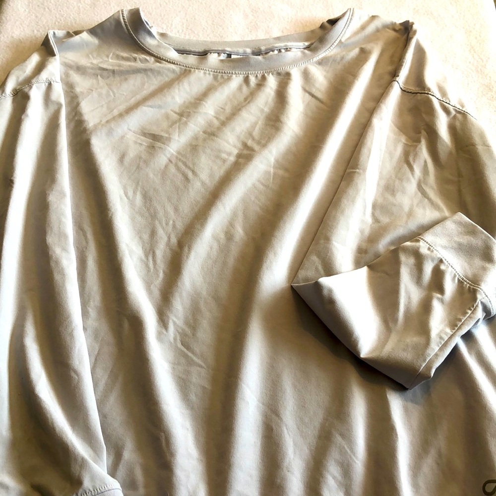 Gap Sports Pull Over - Size: Small - Grey/Silver